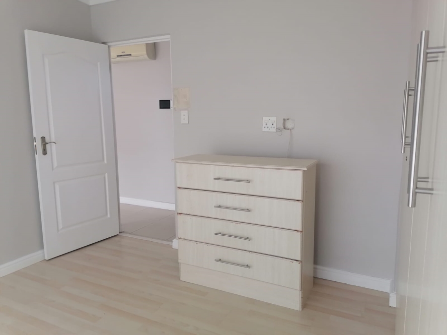 To Let 1 Bedroom Property for Rent in Crawford Western Cape